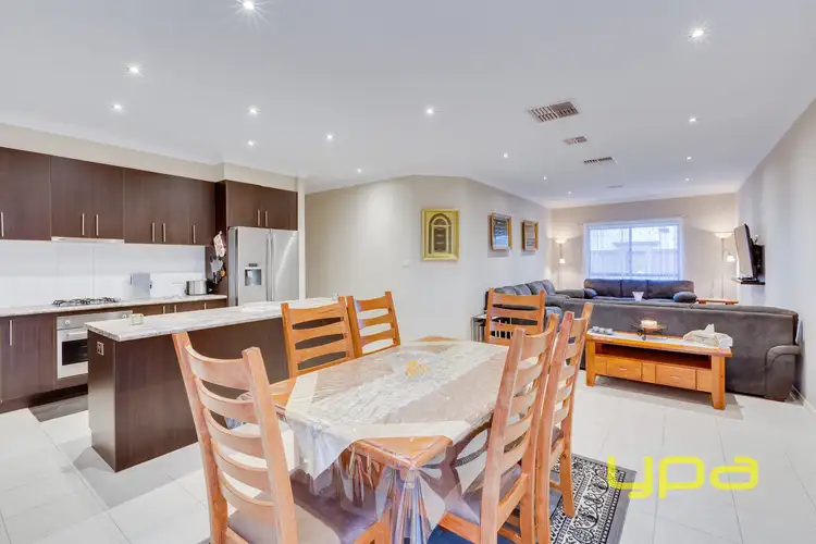 Fourth view of Homely unit listing, 2/231 Thames Boulevard, Tarneit VIC 3029