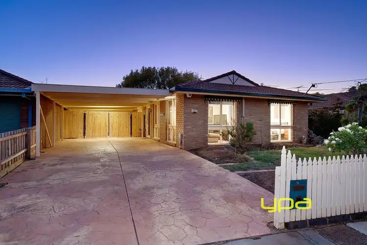 15 Raleigh Court, Werribee VIC 3030