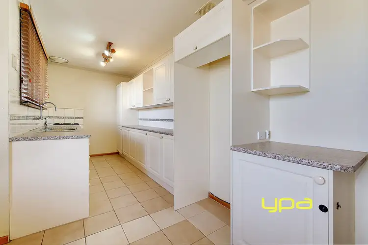 Fourth view of Homely house listing, 25 Darebin Court, Meadow Heights VIC 3048