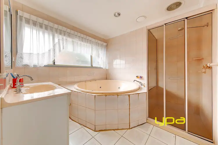Sixth view of Homely house listing, 19 Woods Close, Meadow Heights VIC 3048