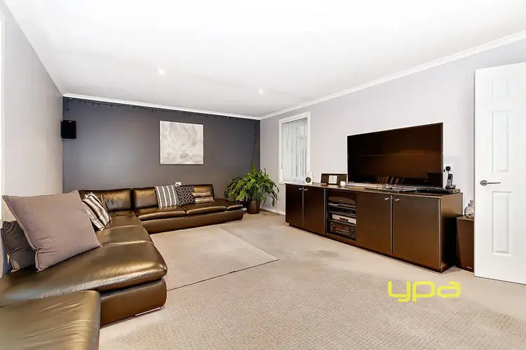 Fifth view of Homely house listing, 3 Chalotte Court, Taylors Lakes VIC 3038