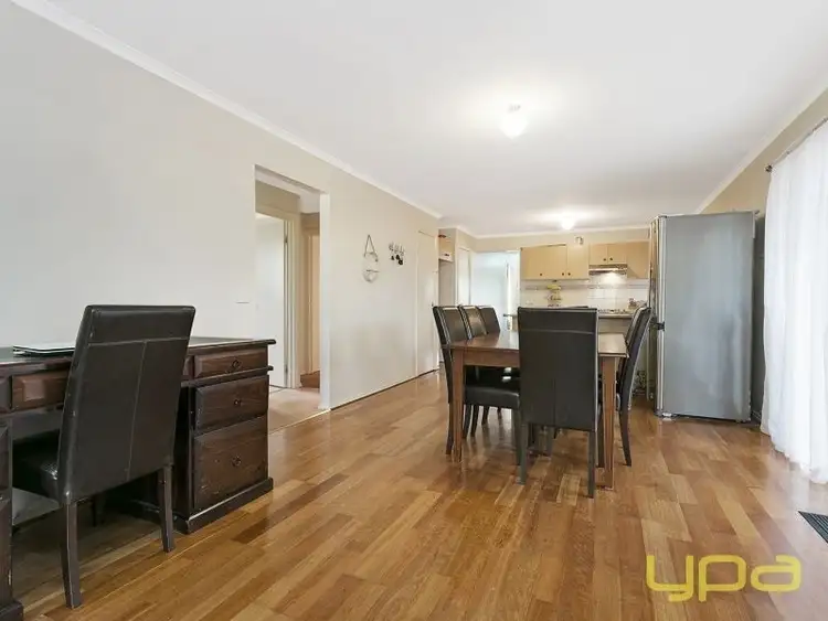 Fifth view of Homely house listing, 18 Citriodora Circuit, Sunbury VIC 3429