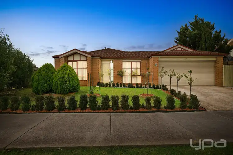27 Medina Drive, Hoppers Crossing VIC 3029