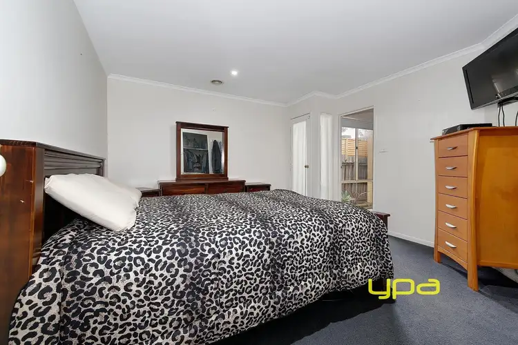 Sixth view of Homely house listing, 33 Mckenzie Crescent, Roxburgh Park VIC 3064