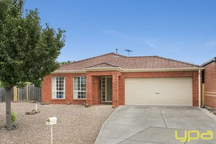 4 Lindwall Street, Sunbury VIC 3429