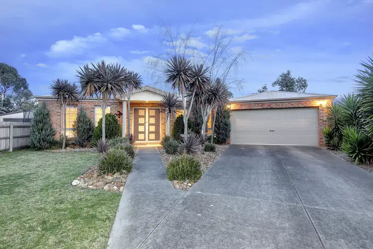 10 Fairway Circle, Safety Beach VIC 3936