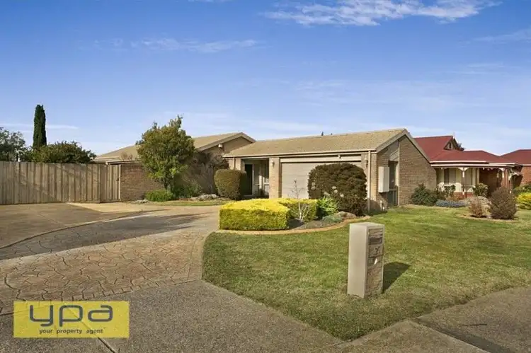 7 Bradman Drive, Sunbury VIC 3429