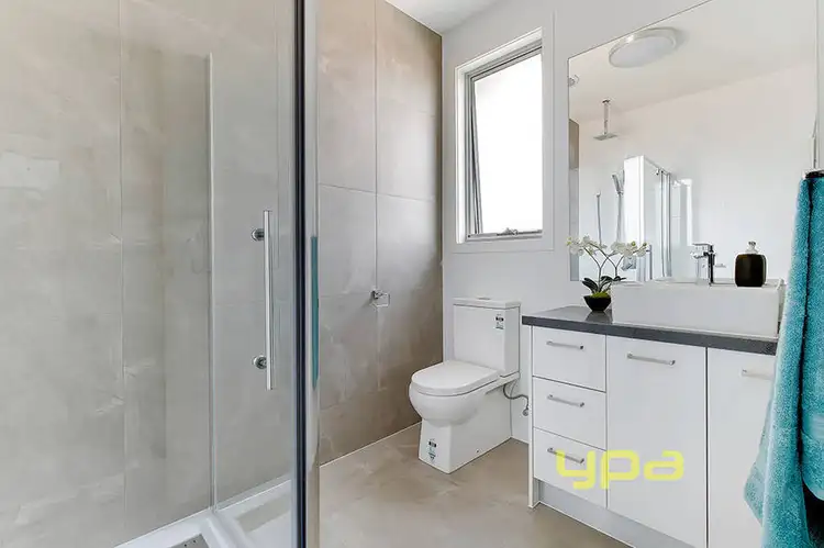 Sixth view of Homely townhouse listing, 2/124 Normanby Avenue, Thornbury VIC 3071
