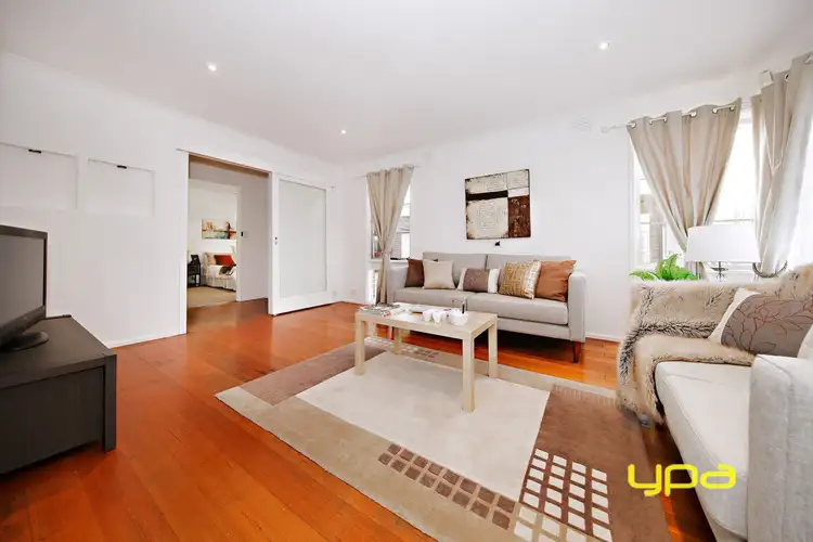Second view of Homely house listing, 5 Garry Court, Kings Park VIC 3021