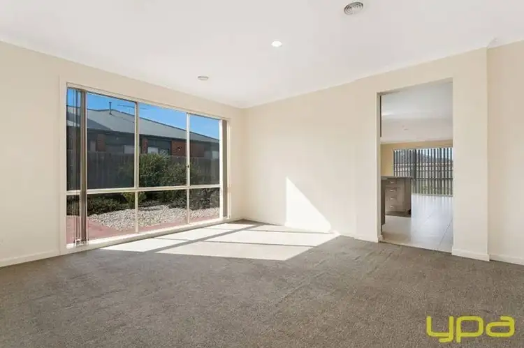 Fourth view of Homely house listing, 2 Redpath Court, Sunbury VIC 3429