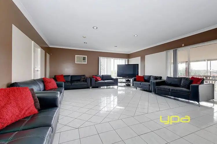 Second view of Homely house listing, 7 Dutton Court, Meadow Heights VIC 3048