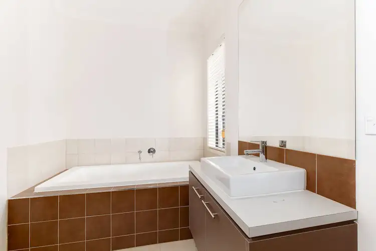 Fifth view of Homely house listing, 27 Camelot Drive, Tarneit VIC 3029