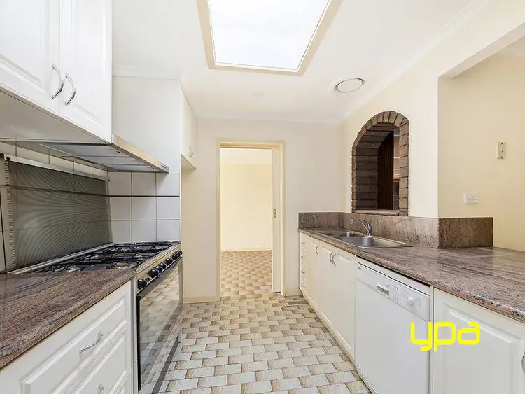Fourth view of Homely house listing, 10 Coliban Court, St Albans VIC 3021