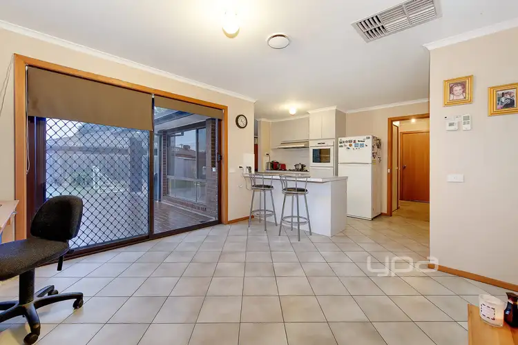 Seventh view of Homely house listing, 7 Padstowe Court, Craigieburn VIC 3064