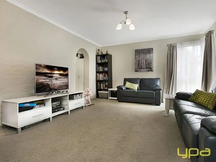 Second view of Homely house listing, 6 Fawkner Street, Sunbury VIC 3429