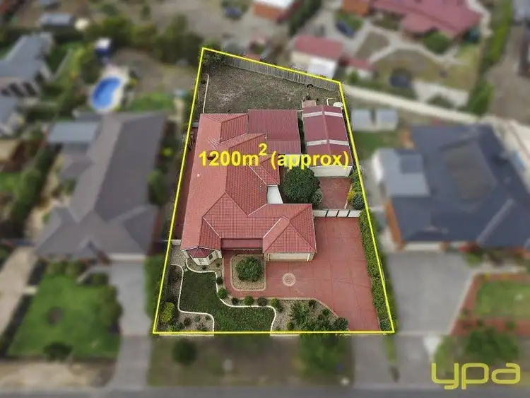 Second view of Homely house listing, 9 Malbec Court, Sunbury VIC 3429