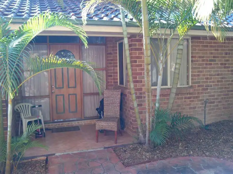Main view of Homely unit listing, 2/5 Bellwood Close, Tuggerah NSW 2259