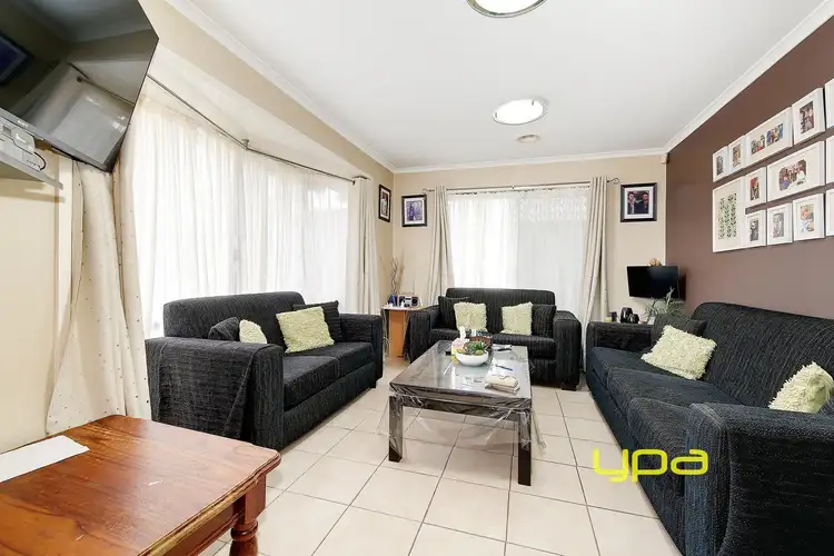Second view of Homely house listing, 18 Themeda Court, Meadow Heights VIC 3048