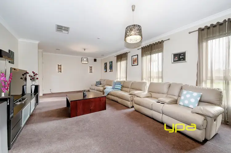 Third view of Homely house listing, 20 Laburnum Place, Hillside VIC 3037