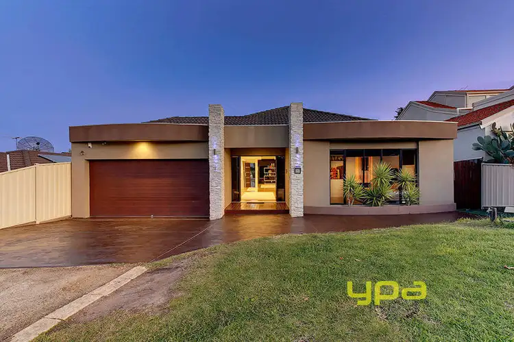 7 Kanooka Grove, Meadow Heights VIC 3048