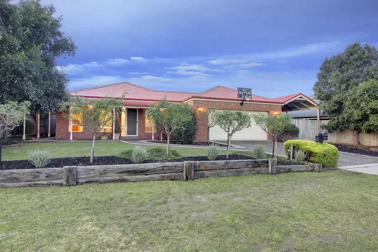 11 Tador Drive, Somerville VIC 3912