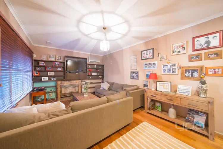 Fifth view of Homely house listing, 2 Bannister Street, Jacana VIC 3047