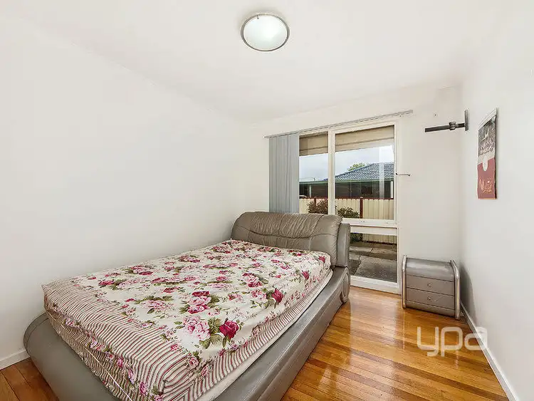 Seventh view of Homely house listing, 25 Magnolia Avenue, Kings Park VIC 3021