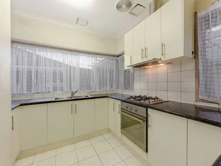 Fourth view of Homely house listing, 21 Leonard Avenue, St Albans VIC 3021