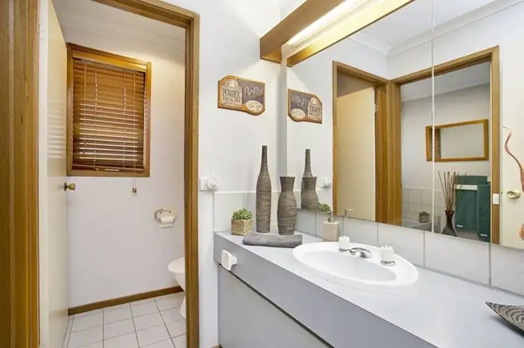 Seventh view of Homely house listing, 3 Bruce Court, Sunbury VIC 3429