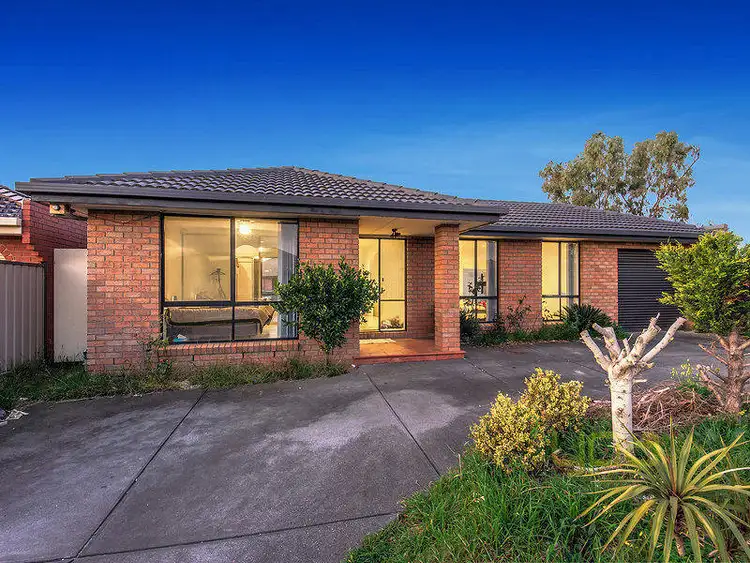 51 Meadowbank Drive, Sunshine North VIC 3020