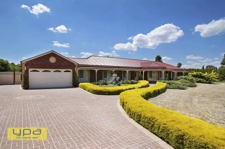 Main view of Homely house listing, 2 Oakdale Lane, Sunbury VIC 3429