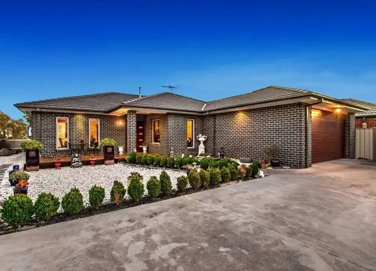 14 Bowman Court, Taylors Hill VIC 3037
