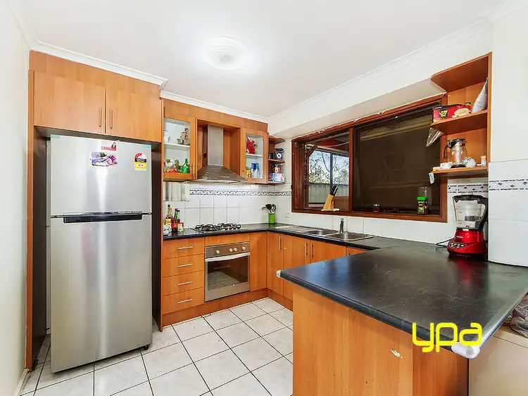 Fourth view of Homely house listing, 1 Toora Court, St Albans VIC 3021