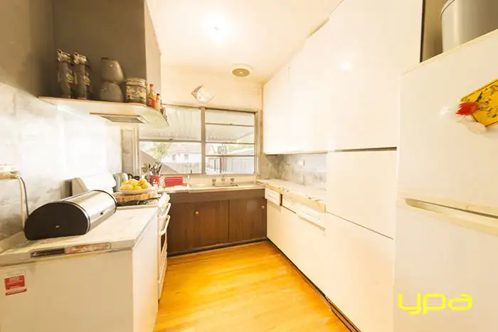Fifth view of Homely house listing, 37 Gosford Crescent, Broadmeadows VIC 3047