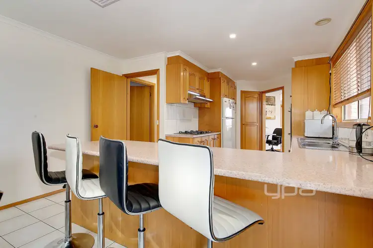 Fifth view of Homely house listing, 7 Wirilda Court, Meadow Heights VIC 3048