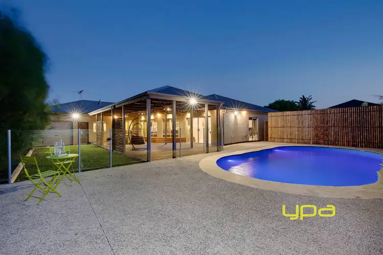 Second view of Homely house listing, 8 Royal Oaks Drive, Tarneit VIC 3029