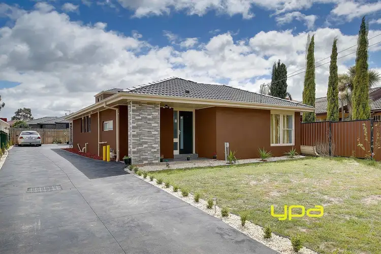 Main view of Homely unit listing, 1/14 Inverleigh Court, Meadow Heights VIC 3048