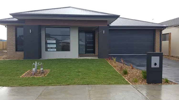 53 Primrose Crescent, Mickleham VIC 3064