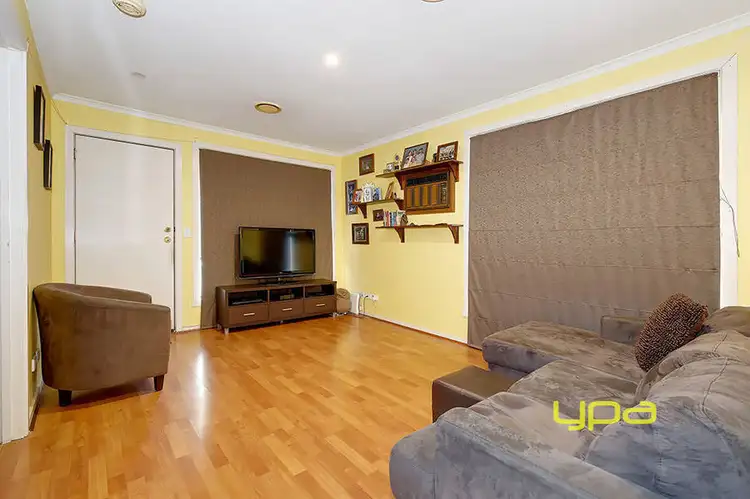 Second view of Homely house listing, 28 Rostron Way, Roxburgh Park VIC 3064