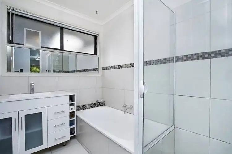 Fifth view of Homely house listing, 5 Hotham Court, Sunbury VIC 3429
