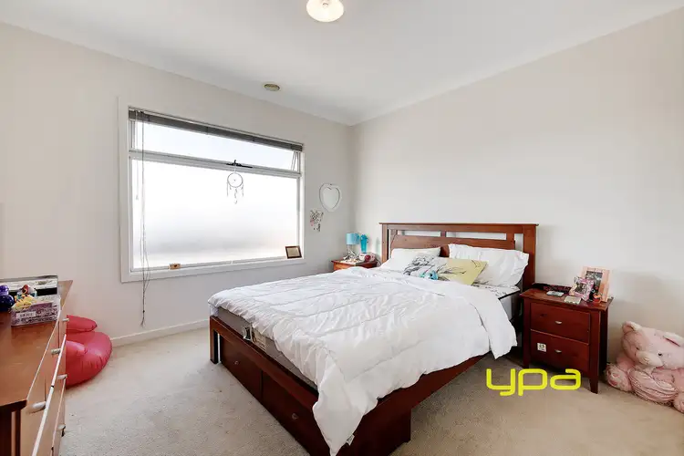 Seventh view of Homely house listing, 5 Kirkstead Grove, Craigieburn VIC 3064