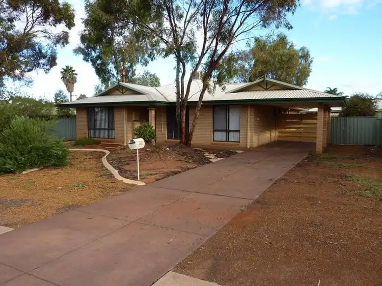 33 Bracklemann Dr Fairways, Kalgoorlie WA 6430