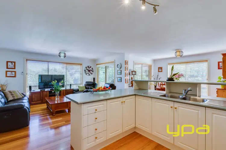 Fourth view of Homely house listing, 2 Milan Court, Sunbury VIC 3429