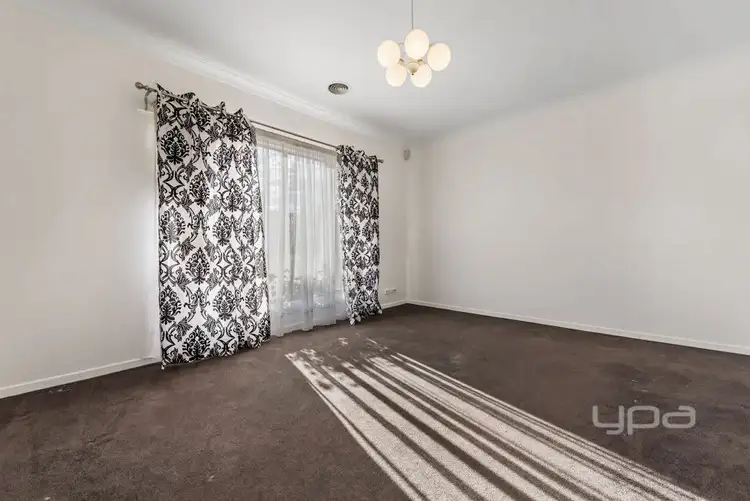 Fifth view of Homely house listing, 12 Rodmar Close, Hillside VIC 3037