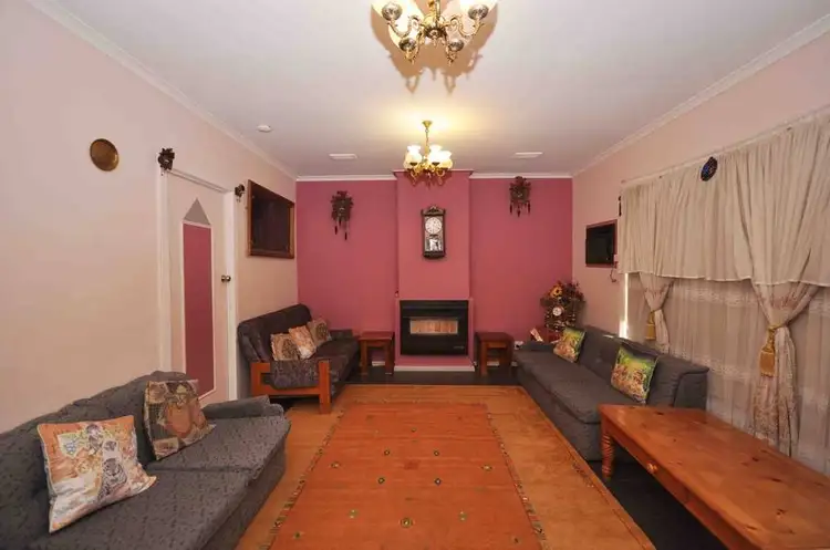 Second view of Homely house listing, 3 Wedding Court, Broadmeadows VIC 3047