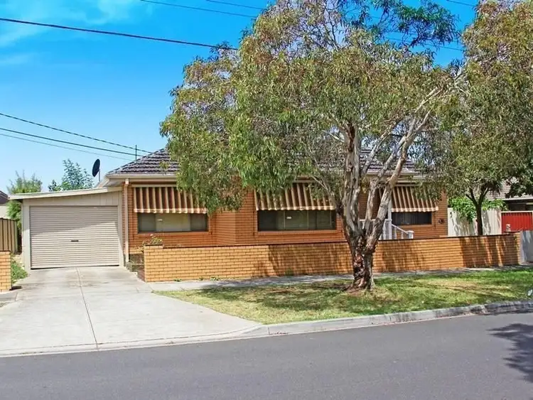Main view of Homely unit listing, 2F Emily Street, St Albans VIC 3021