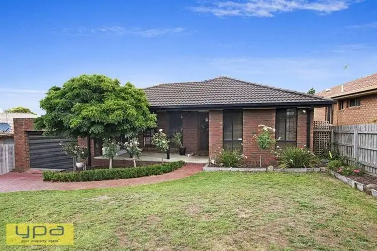 6 Sandleford Court, Sunbury VIC 3429