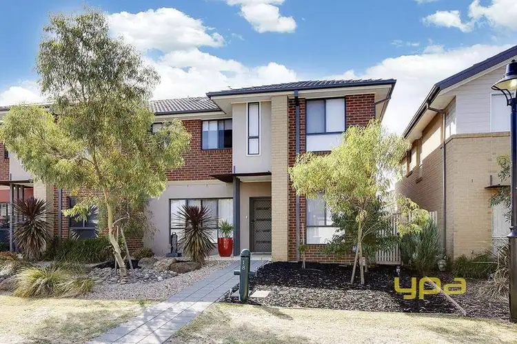 18 Eloura Circuit, Taylors Hill VIC 3037