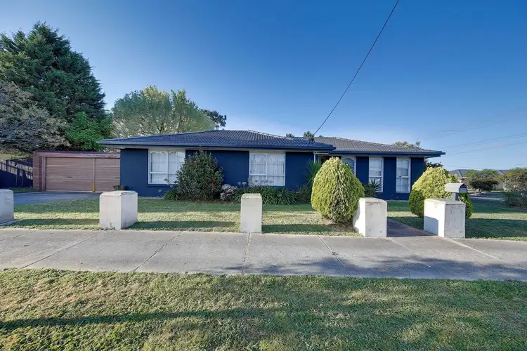 Second view of Homely house listing, 19 Keysborough Street, Craigieburn VIC 3064