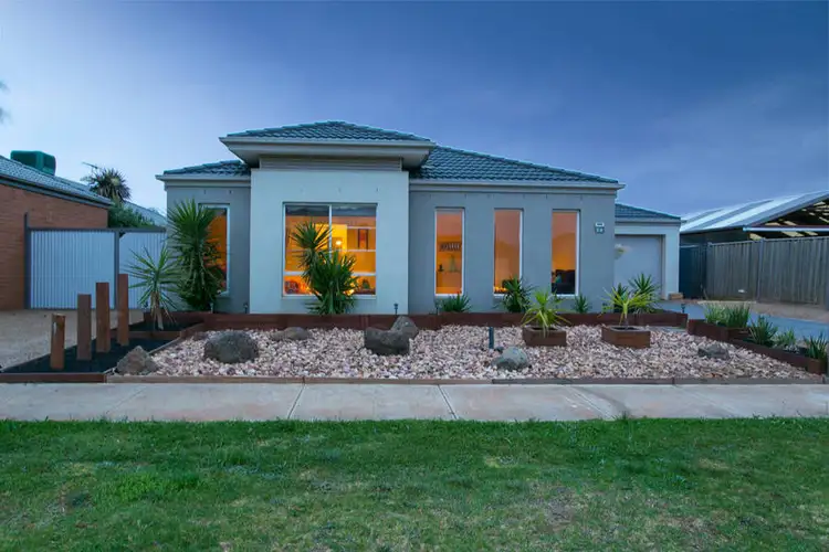 1 Karri Court, Brookfield VIC 3338
